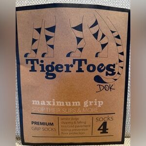 Brand New TigerToes,4 maximum grip Black & Brown socks for senior dogs,Sz Med